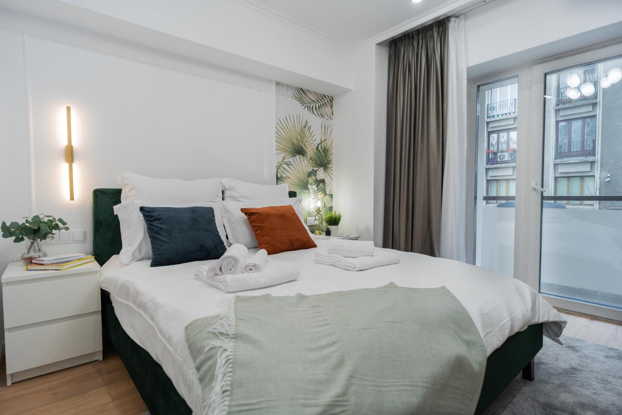 Urban Pearl - Old Town - Unique 4Br/3Ba Apartment Бухарест Экстерьер фото