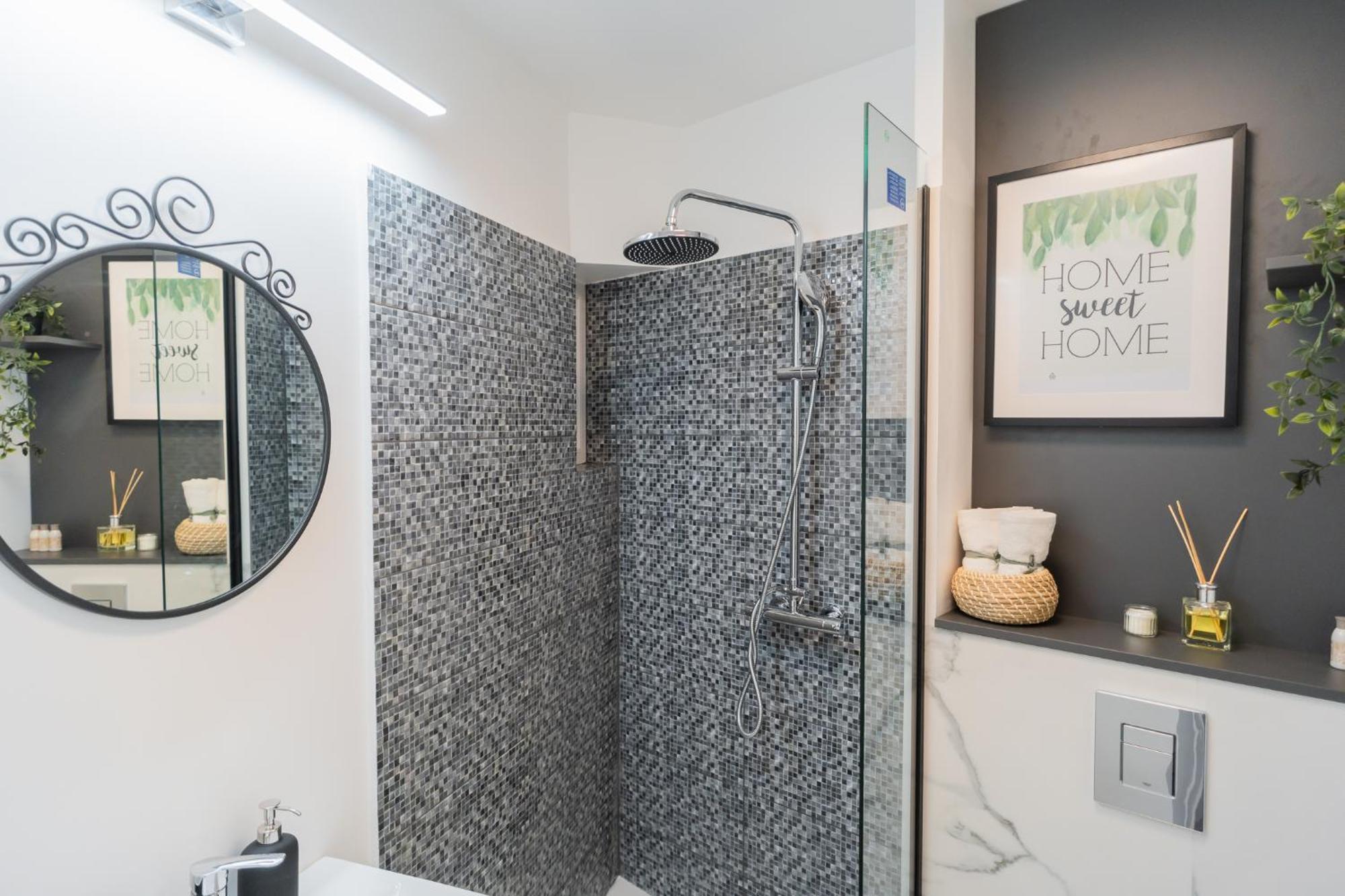 Urban Pearl - Old Town - Unique 4Br/3Ba Apartment Бухарест Экстерьер фото